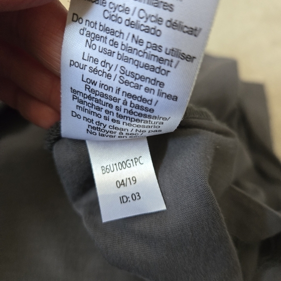 PSYCHO BUNNY By Robert Godley Gray V-Neck Branded Logo Men's Shirt. Large - Picture 7 of 9